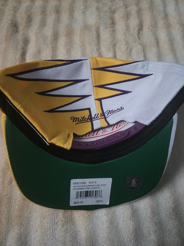 Los Angeles Lakers Mitchell & Ness Shockwave Snapback Hat NBA - Yellow/White - Picture 4 of 5