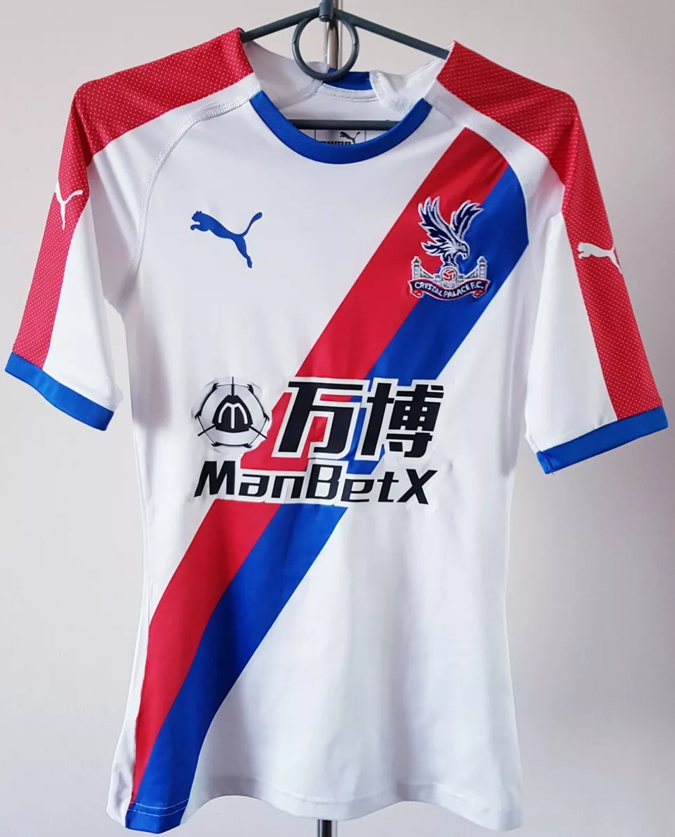 crystal palace away strip