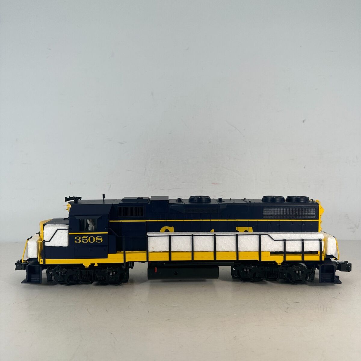 s-l1200.jpg s-l1200.jpg