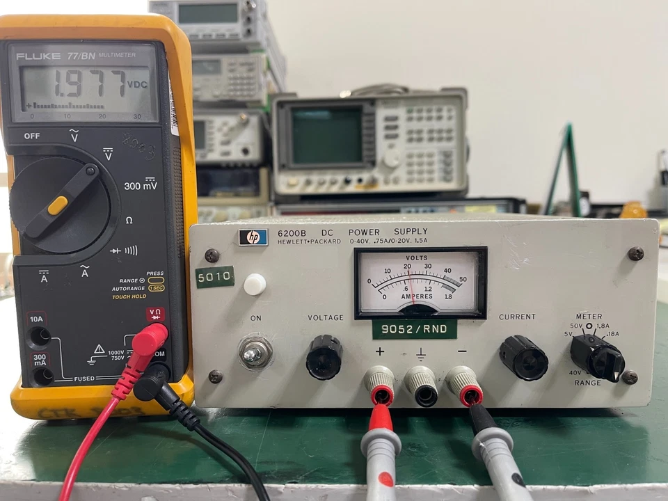 HP Agilent 6200B DC Power Supply 0-40V 0-0.75A or 0-20V 0-1.5A - Image 2 of 4