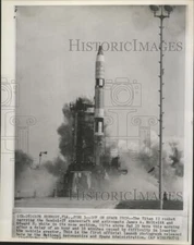 1965 Press Photo Titan II Rocket & Gemini IV Spacecraft Launch at Cape Kennedy
