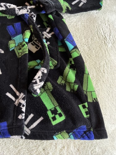 Minecraft Boys Black Green Creeper White Skeleton Fleece Hooded Robe 10 - Picture 6 of 7