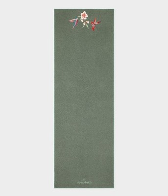 Manduka Yogitoes Nectar Blossom Hummingbird Yoga Mat Towel Skidless NEW Limited