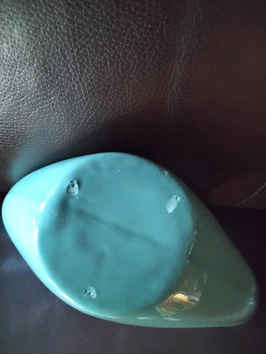 Hager Abstract Style Retro Green Vase - Picture 13 of 13