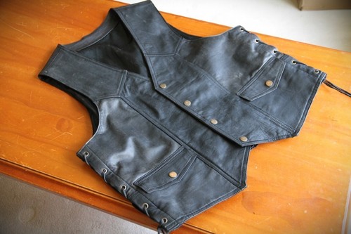 UNIQUE! 'Harley Davidson' Leather Biker Vest. Hand Painted Eagle & Flag. Size L - Picture 3 of 10