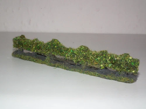 ROUGH BUSH COVERED FENCING   Ready to use. 1/72,1/76 20MM Scale   PF4