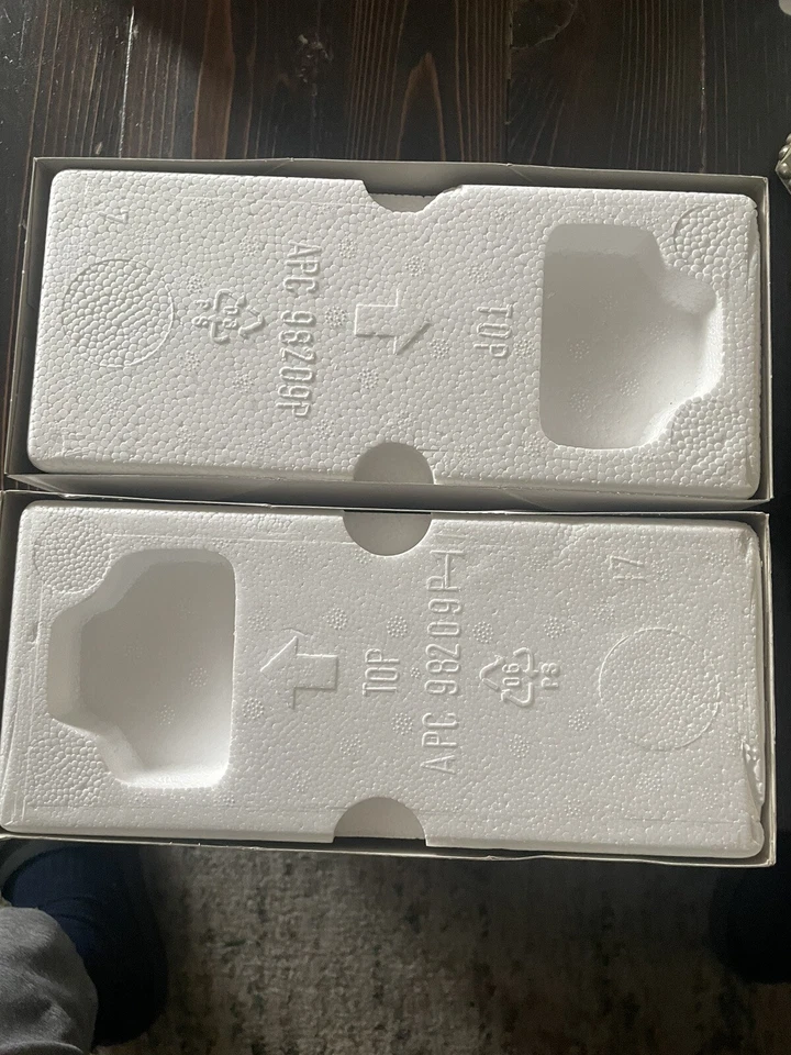 TONY STEWART NASCAR ESCALA 1:24 2000 #20 HOME DEPOT y CocaCola 2001 oso polar Foto 3 de 4