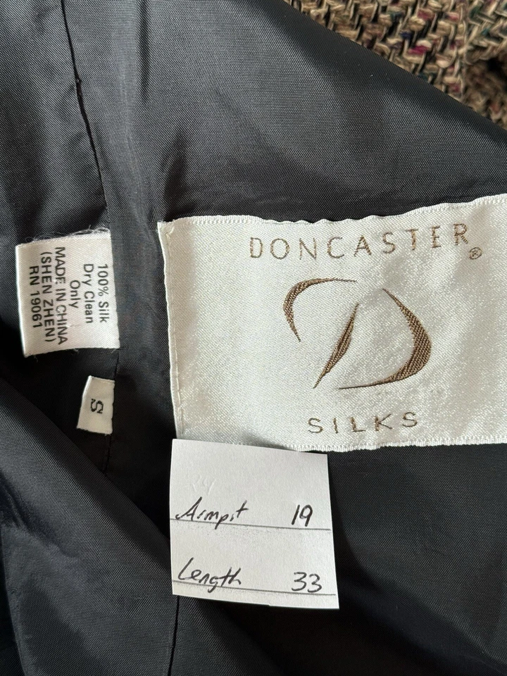 Blazer abierto Doncaster tejido de seda para mujer talla pequeña Chevron Academia Preppy Foto 2 de 4