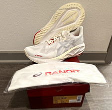 ASICS Novablast 5 Men s White/Red w/ bandit d...