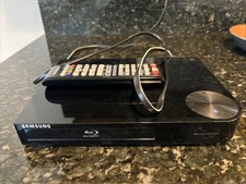 Samsung Blu-Ray DVD Player w WiFi Streaming BD-F5700 Black With Remote