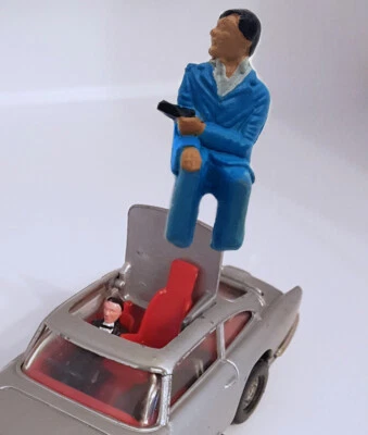James Bond Corgi 271 Aston Martin DB5 Replacement Repro Villain Figure .