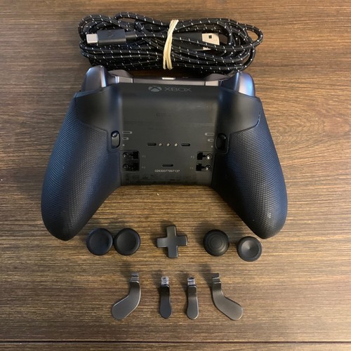 Microsoft Xbox One Elite Series 2 Controller With Paddles and Thumbsticks Black - Picture 2 of 9