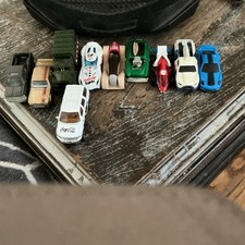 Hot Wheels Diecast Car Lot w/ Plastic Storage Carrying Case, Multi-Color