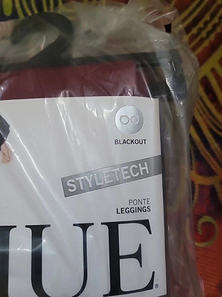 Leggings Ponte HUE para Mujer Pequeños 4-6 Rojo Sangra Blackout Styletech #2049 Foto 4 de 4