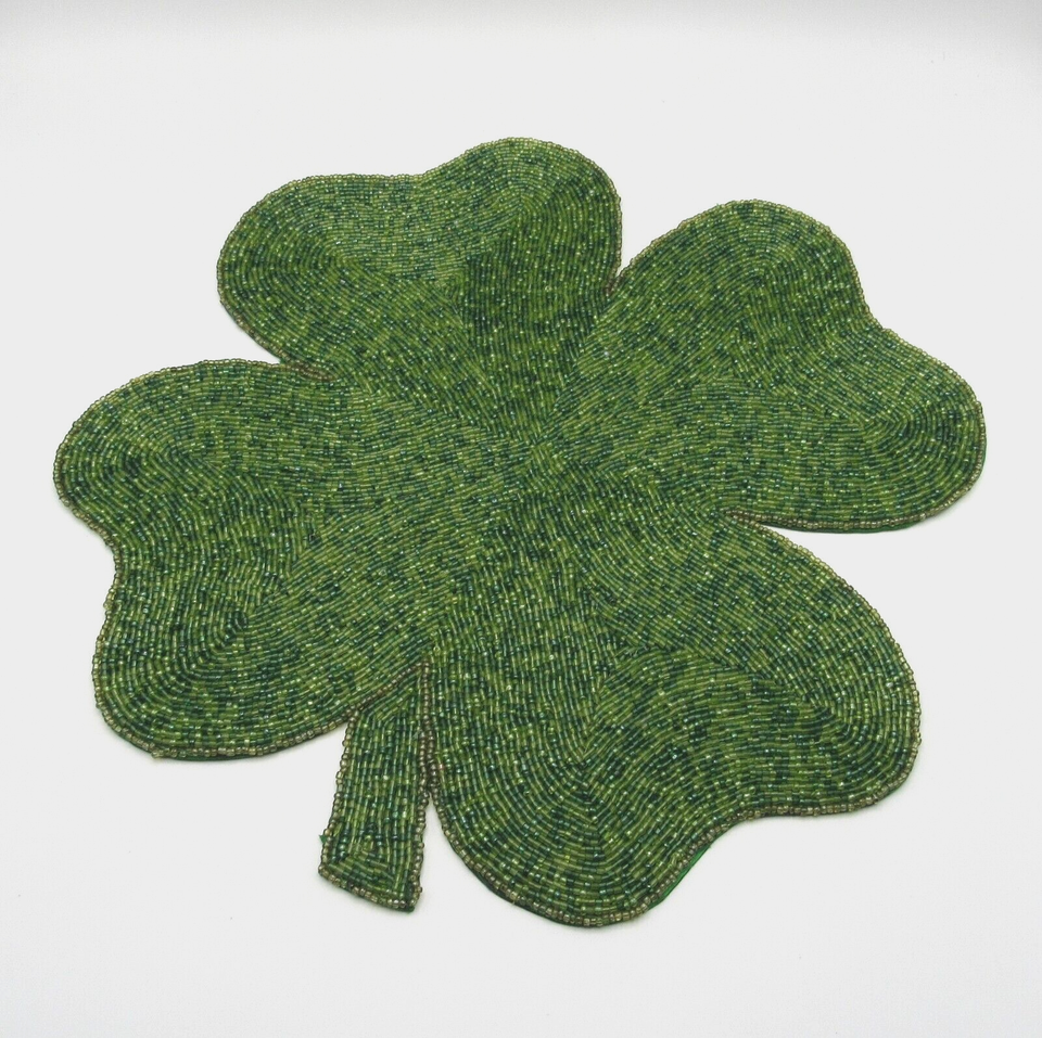STOREHOUSE ST. PATRICKS CLOVER SHAMROCK BEADED PLACEMAT CHARGER BNWT 6