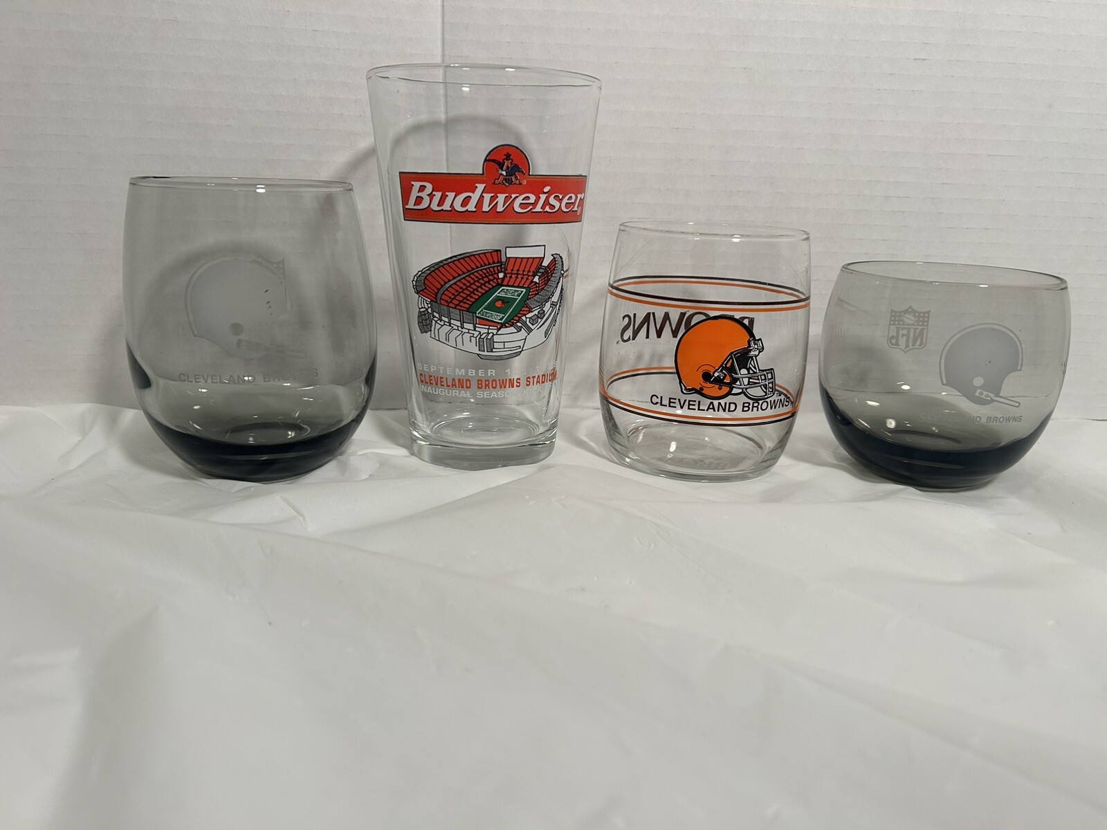 Picture 1 of 4