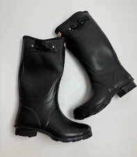 HUNTER Women's Tall Rain Boots Size 7  RETAIL $175 #374