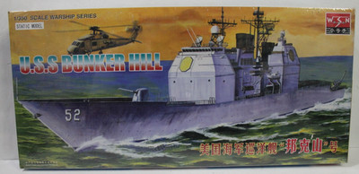 WSN USS Bunker Hill, Ticonderoga Class Cruiser CG-52 in 1/350 3202, STATIC MODEL