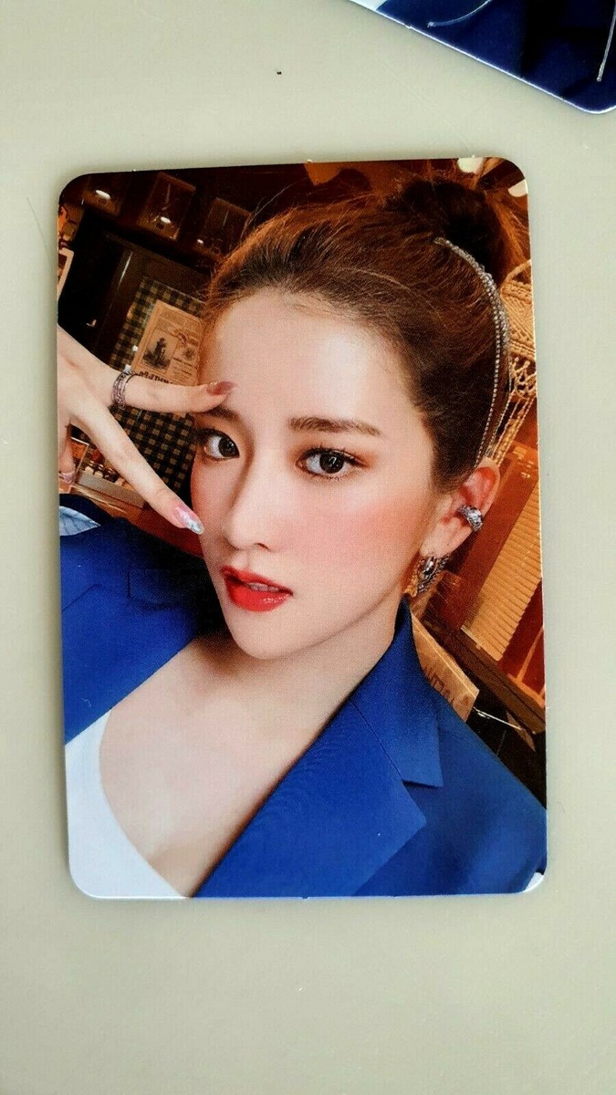 WJSN COSMIC GIRLS My Attitude : The Black Official Photocard Bona