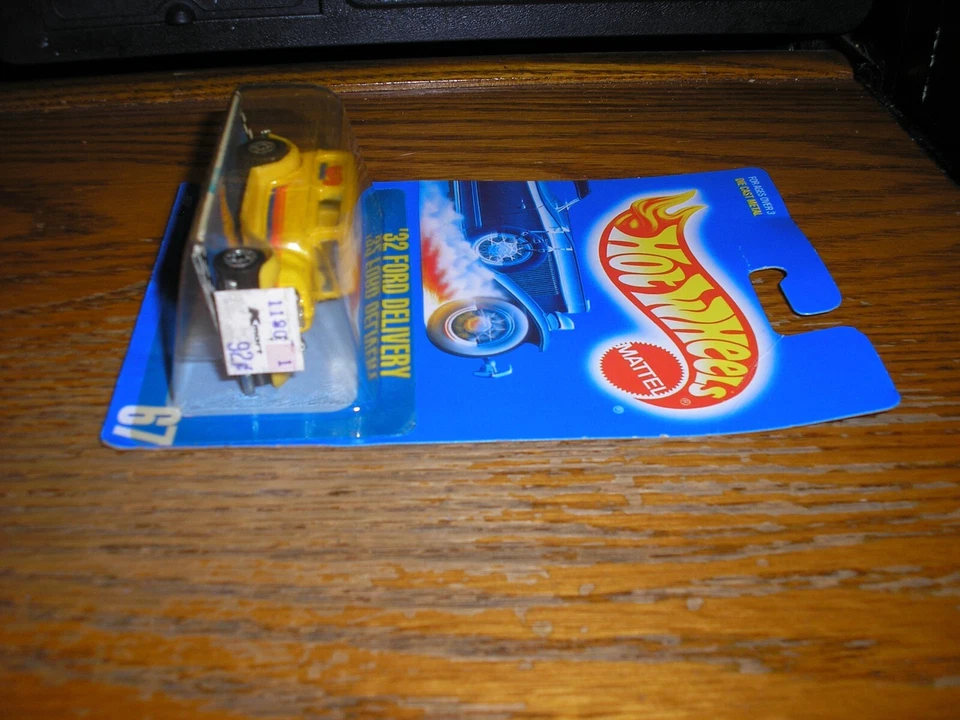 罕见 漂亮 复古 1989 风火轮 #67 Vicky '32 1932 福特送货 免运费 — 第 3/4 张图片