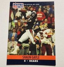 1990 Pro Set Shaun Gayle #450 Chicago Bears Football Card Tc4