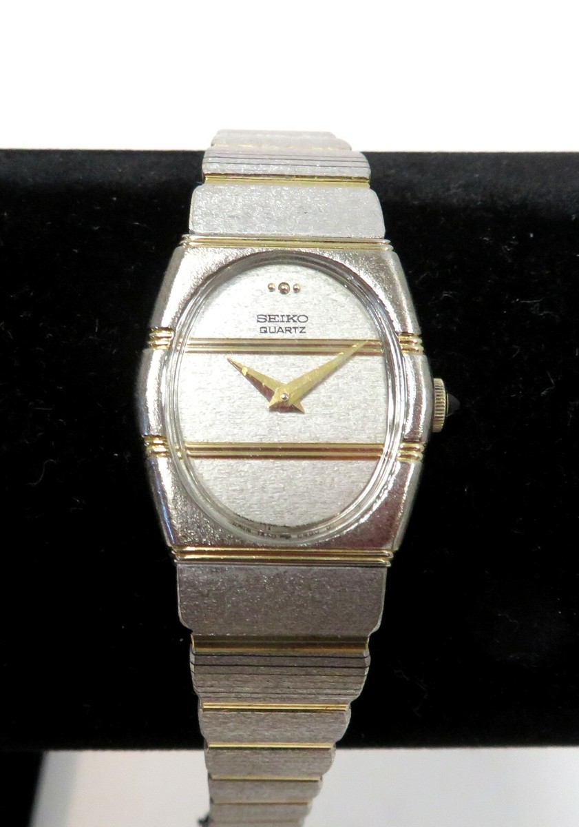 VINTAGE (1983) ELEGANT LADIES SEIKO SILVER & GOLD DUAL-TONE VINTAGE (1983) ELEGANT LADIES SEIKO SILVER & GOLD DUAL-TONE