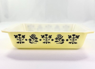 Vintage Pyrex Yellow Embroidery Needlepoint 575-B Ltd Promotional Dish 1957 2 Qt