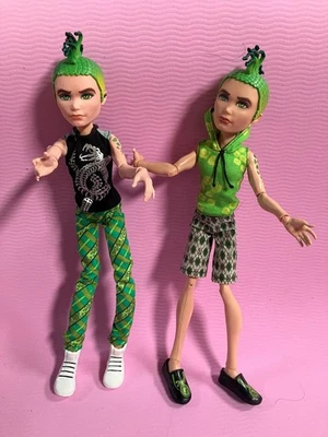 Monster High Deuce Gorgon Manster Rad Fashion Dolls x2 Scaris City of Frights - Image 1 of 4