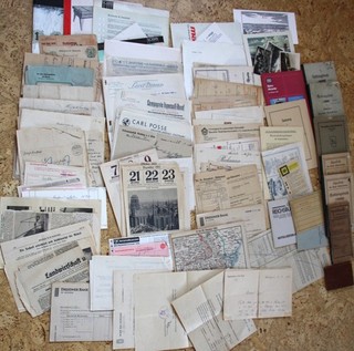 KONVOLUT PAPIERE DOKUMENTE ALTE RECHNUNGEN SPARBÜCHER FRONTKARTE WK 1 USW.
