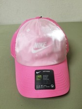New Nike Womens Heritage 86 Snapback Cap.