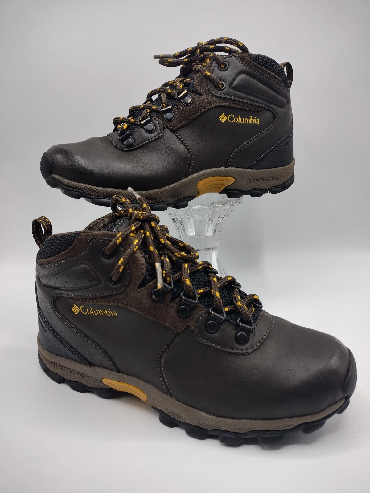 Columbia Newton Ridge Waterproof Omni-Grip Hiking-Camping Boots Size US 4 Used