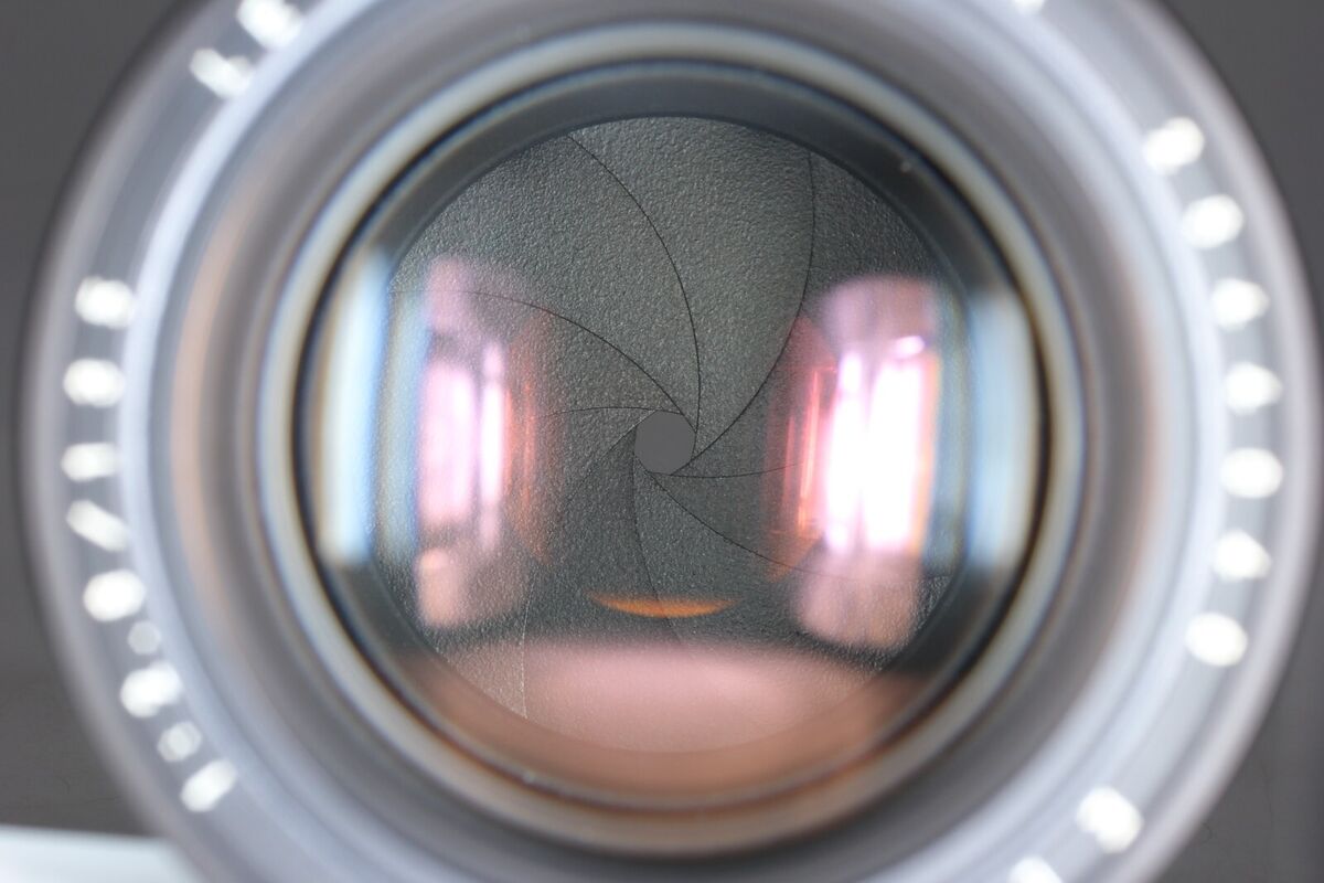 NEAR MINT】 Leica Elmarit R 135mm f/2.8 MF 3 Cam Leitz NEAR MINT】 Leica Elmarit R 135mm f/2.8 MF 3 Cam Leitz