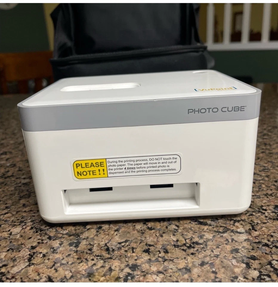 VuPoint Solutions Color Photo Cube Printer IP-P10-VP, Case, 2 Cartridges Bundle - Image 3 of 4