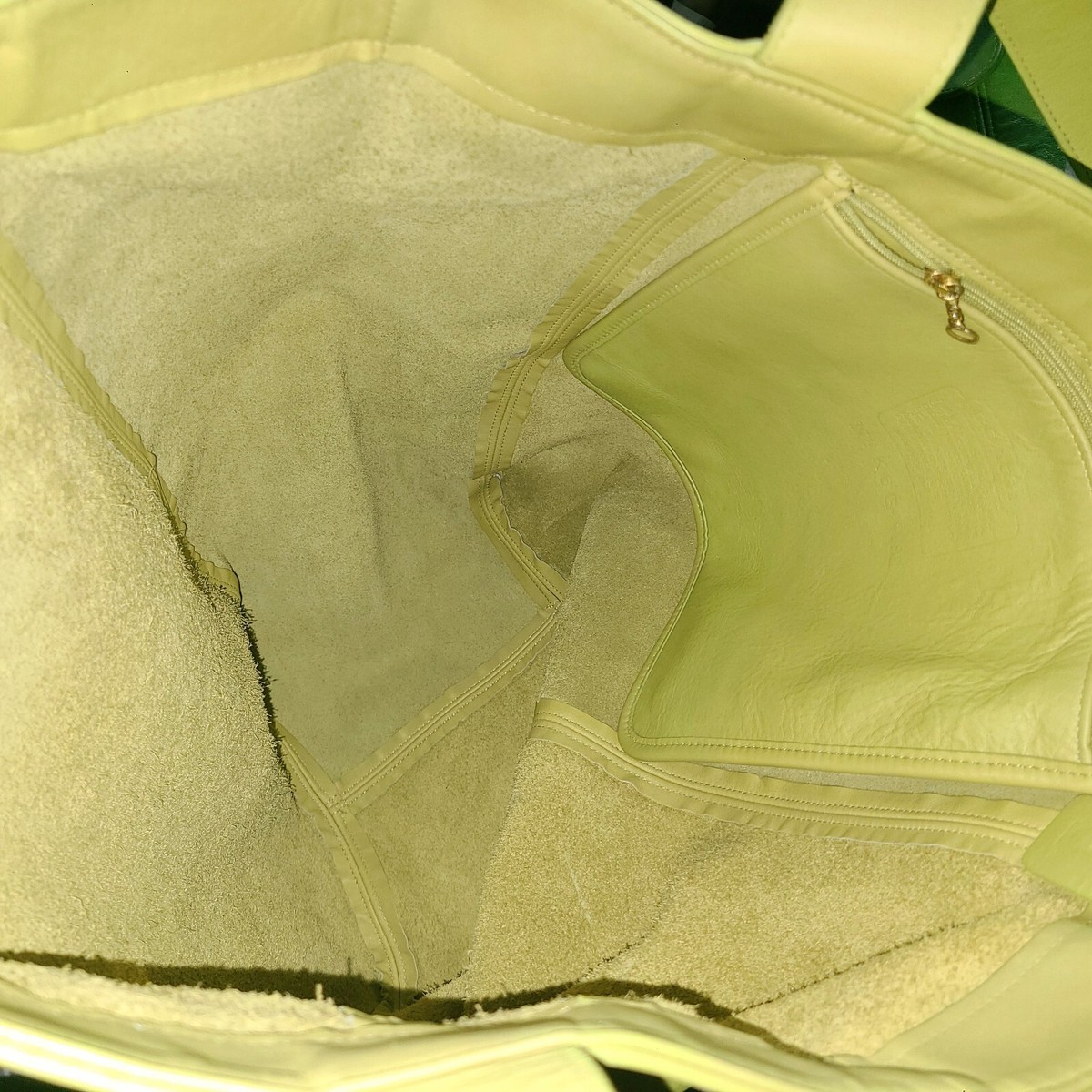 COACH VINTAGE HTF DUFFLE SOHO XL LIME GREEN LEATHER BAG 4082 COACH VINTAGE HTF DUFFLE SOHO XL LIME GREEN LEATHER BAG 4082