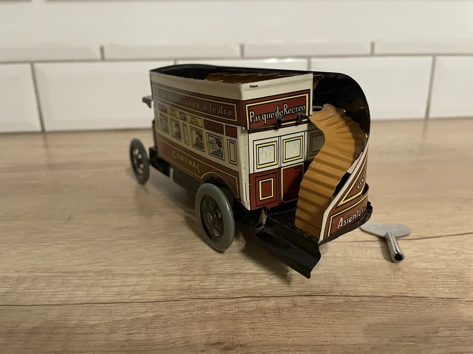 Bus En Tôle Jouet Ancien Avec Mécanisme Et Sa Clé  - Photo 3/4