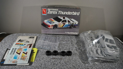 AMT Ertl 1:25 Zerex Thunderbird Alan Kulwicki 6739 Model KIT - SEALED CONTENTS