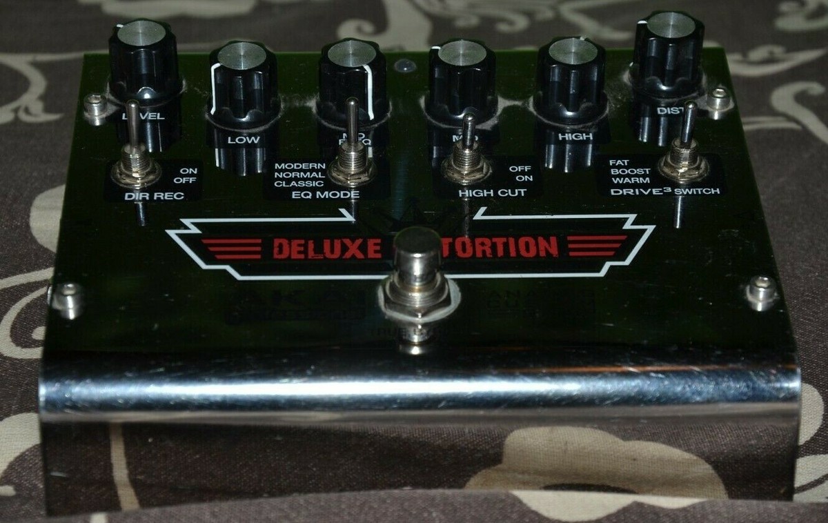 AKAI DELUXE DISTORTION ギターエフェクター Akai Professional Analog Custom Shop Deluxe Distortion