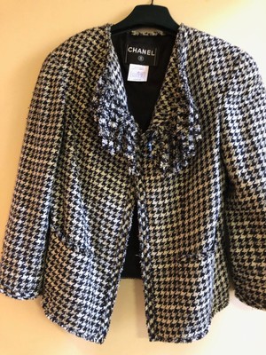 houndstooth tweed blazer