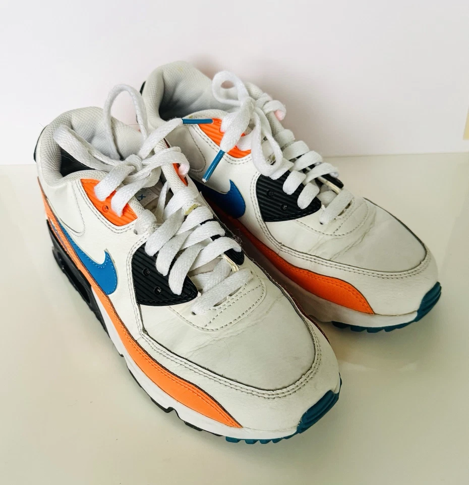 Zapatillas Nike Air Max 90 Juveniles, 4.5Y, Blanco/Naranja/Azul, 833412-116 Foto 2 de 4