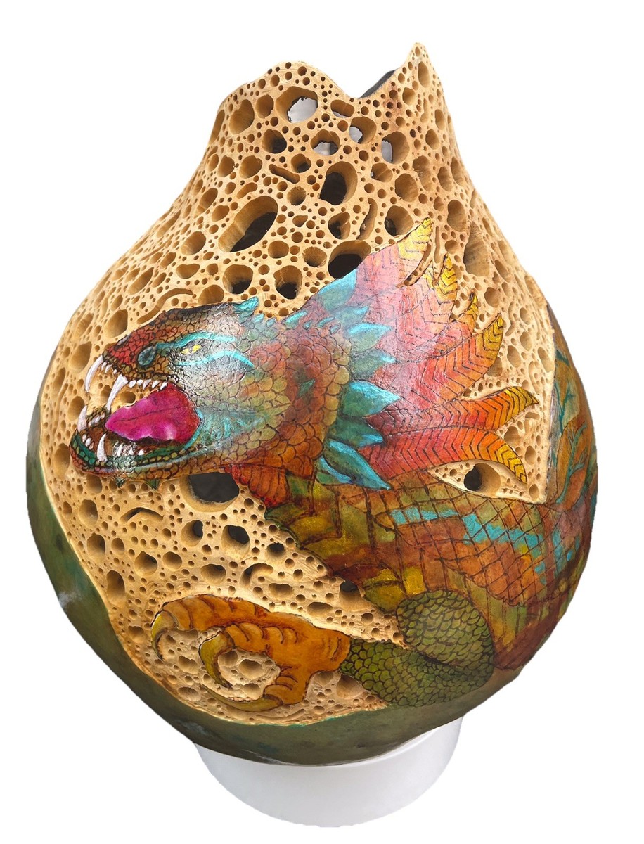 【中古】 Carnevale DeOrganographia Painted/carved/pyrography dragon Gourd sculpture About 12” Tall