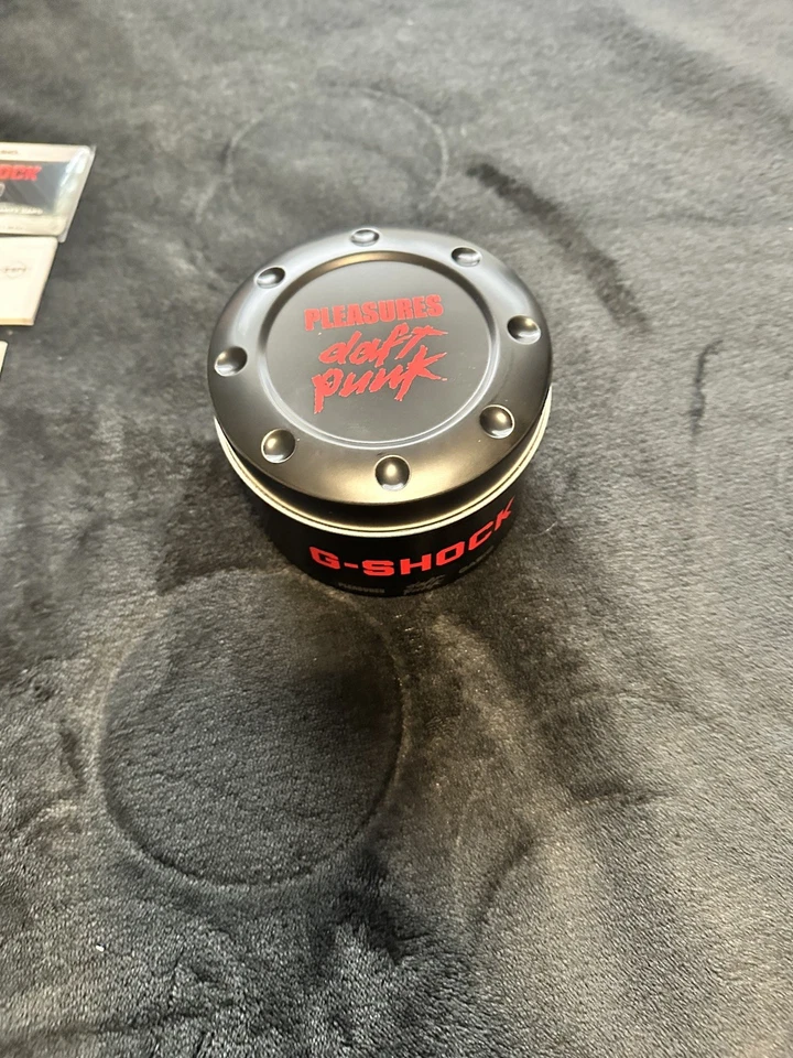 Reloj Daft Club X Pleasures X G-Shock 5600 Edición Limitada 250 Piezas Daft Punk Foto 4 de 4
