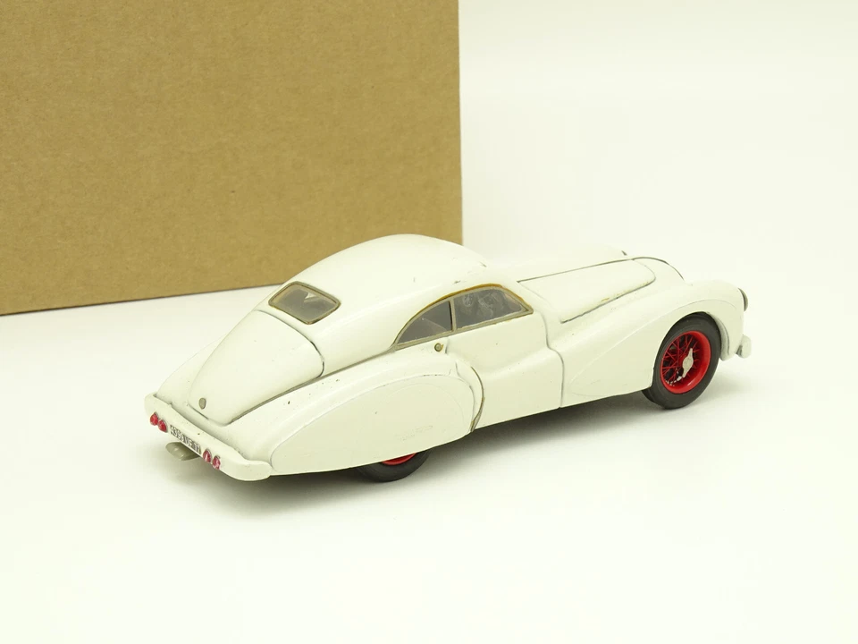 Meine Sammlung Harz SB 1/43 - Talbot Lago T26 GS Saoutchik Weiß 1950 - Bild 3 von 4