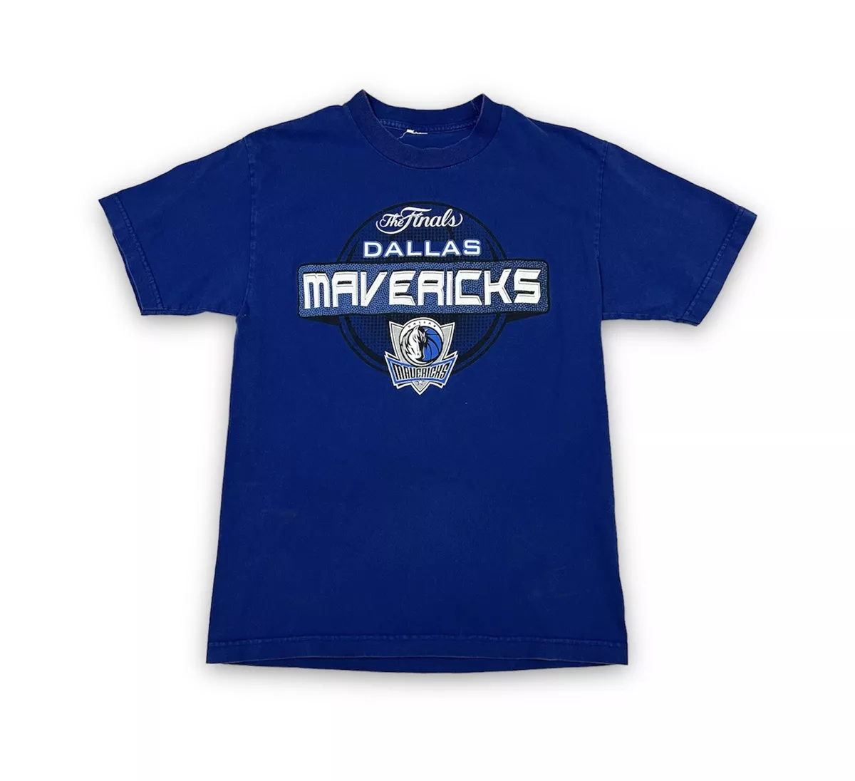 Dallas Mavericks Nike Men's NBA Long-Sleeve T-Shirt in Black, Size: Small | DZ0342-010