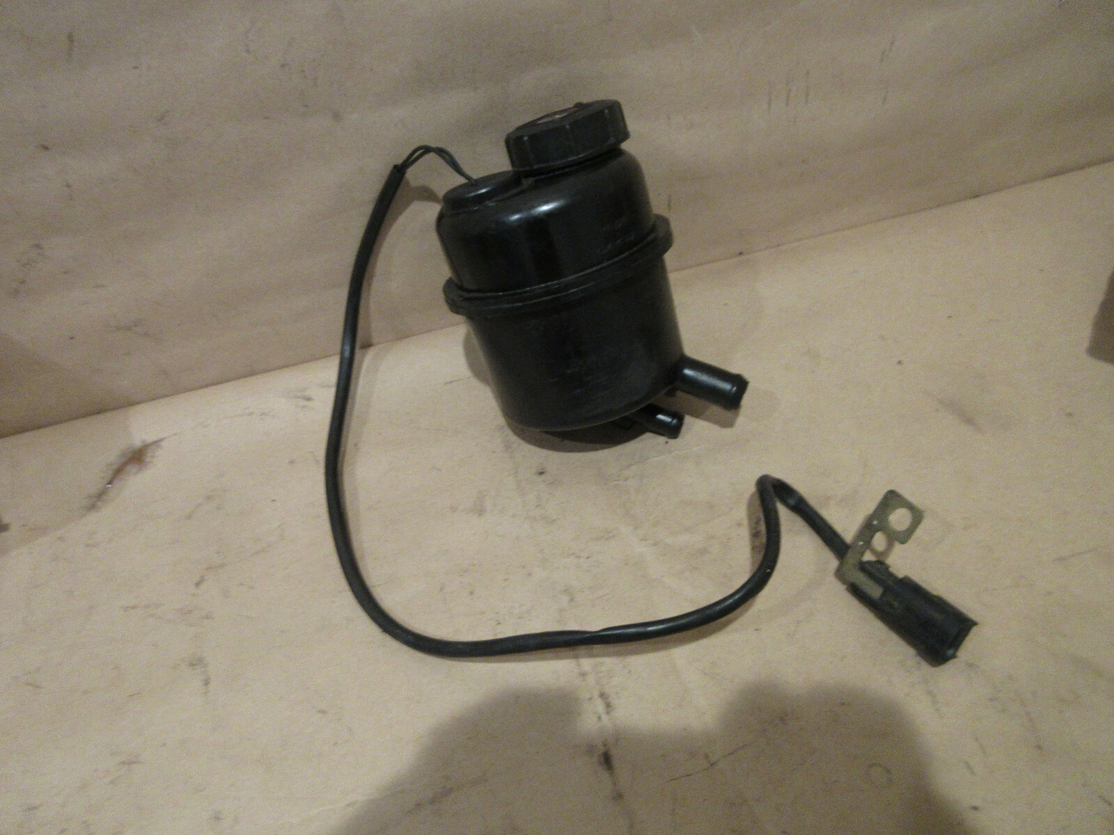 Maserati Granturismo F1 Power Unit Oil Tank P/N 260536