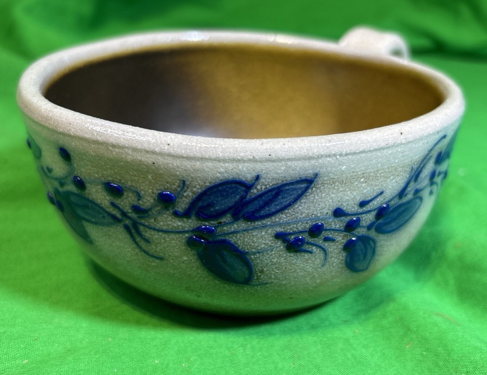Salmon Falls Pottery Stoneware 1999 Blueberry Vine Soup Cup / Mugs