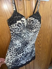 Victorias Secret Babydoll Negligee Nightgown Womens Size 36D Lace Bra Sheer