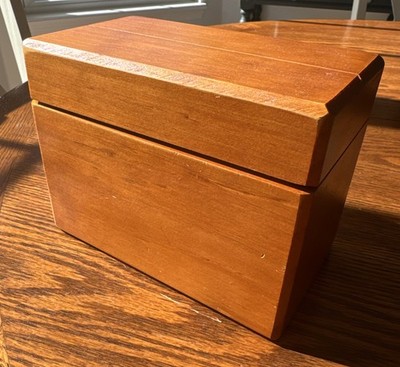 Vintage Oak Wood Dovetail Card File Recipe Storage Stash Box for 3'' x 5'' Cards