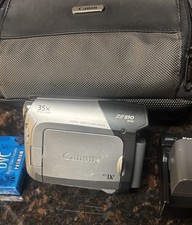 Canon ZR850 Camcorder miniDV tape BUNDLE Tested fine 2bats chrgr  new tape