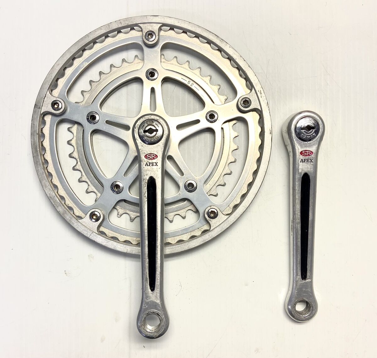 VINTAGE SR SAKAE RINGYO APEX 165MM CRANKSET 40/52T W/ CHAIN VINTAGE SR SAKAE RINGYO APEX 165MM CRANKSET 40/52T W/ CHAIN