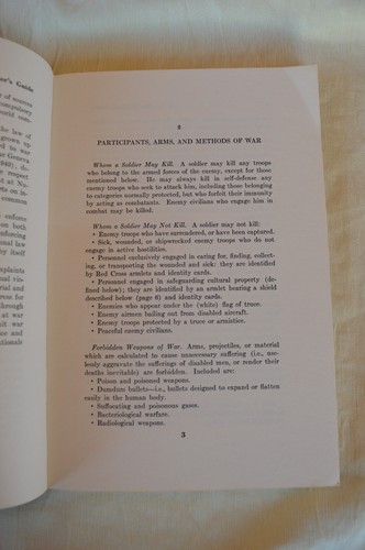 VTG c1969 Soldier's Guide Book to the Laws of War by Morris Greenspan - Bild 7 von 10